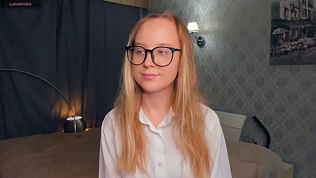 SoonMoor online show from 10.27.25