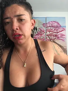 Snapshot of Paris_11 chatting on 09.19.25 Paris 11 online show from 09.19.25