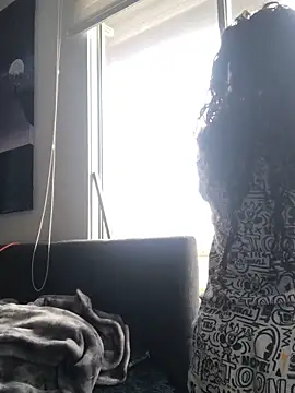 Snapshot of Paris_11 chatting on 11.15.25 Paris 11 online show from 11.15.25