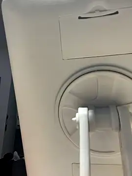 TiffanyyLam online show from 10.14.25