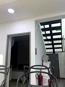 TiffanyyLam online show from 11.09.25