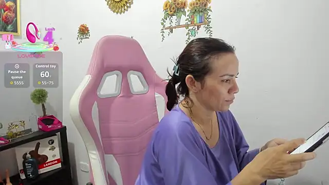 Snapshot of dalila_kemur chatting on 01.17.26 dalila kemur online show from 01.17.26