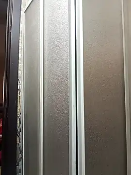 Snapshot of BeakedMezuza chatting on 12.01.25 BeakedMezuza online show from 12.01.25