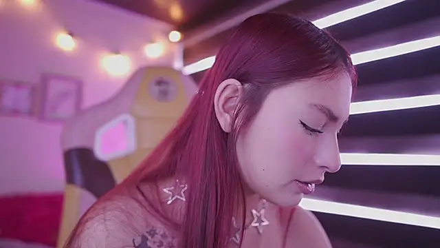 Rebecah 1 online show from 11.05.25