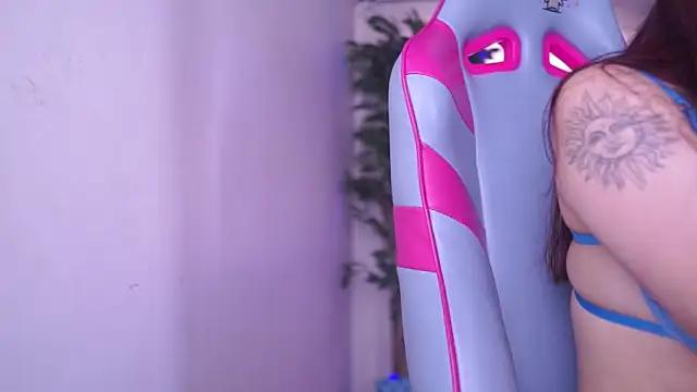 Rebecah 1 online show from 04.13.26