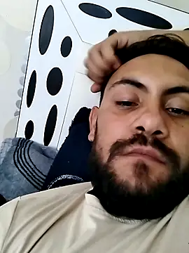 Snapshot of couplebest1 chatting on 09.15.25 couplebest1 online show from 09.15.25