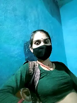 Snapshot of Nishaa_ji chatting on 09.24.25 Nishaa ji online show from 09.24.25