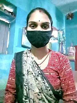 Snapshot of Nishaa_ji chatting on 11.21.25 Nishaa ji online show from 11.21.25