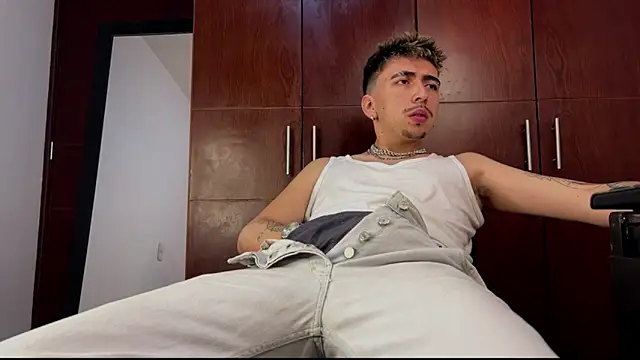 liamty luxor online show from 10.20.25