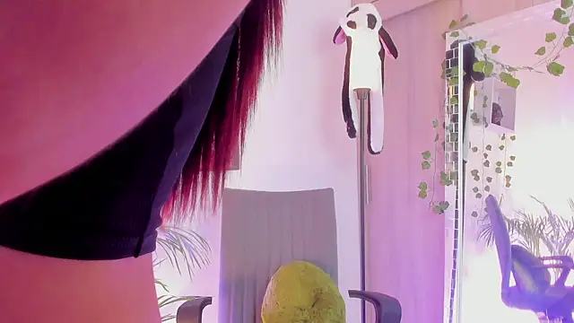 Snapshot of Genesiissss chatting on 09.12.25 Genesiissss online show from 09.12.25