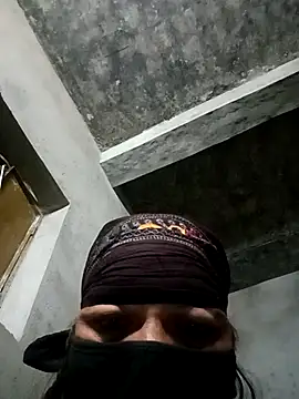 suhani sharmj online show from 11.28.25