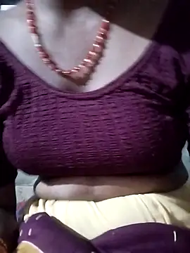 Snapshot of Beautiful-fun6 chatting on 10.27.25 Beautiful-fun6 online show from 10.27.25