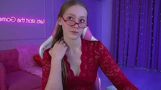 Snapshot of AgataFoxley chatting on 02.27.26 AgataFoxley online show from 02.27.26