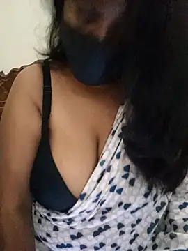 HAANNIAA online show from 12.17.25