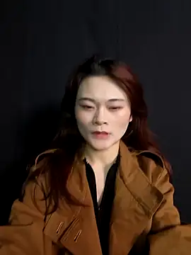 Snapshot of Xxq-20 chatting on 10.12.25 Xxq-20 online show from 10.12.25