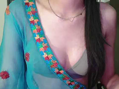 cute seemu online show from 04.06.26