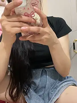 Snapshot of _sury00_ chatting on 10.05.25  sury00  online show from 10.05.25