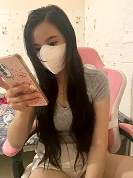 Snapshot of _sury00_ chatting on 10.07.25  sury00  online show from 10.07.25