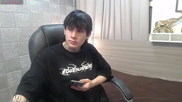 Iantwink18 online show from 01.15.26