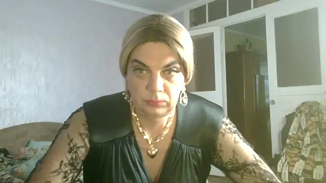 NiraFrost online show from 10.25.25