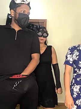 Family02 online show from 10.01.25