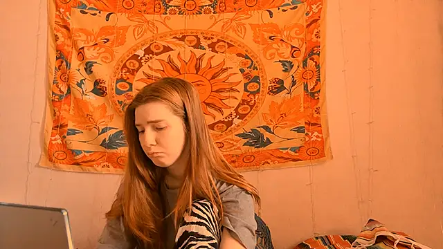 AliceCUNTach online show from 04.05.26