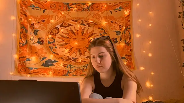 AliceCUNTach online show from 04.19.26