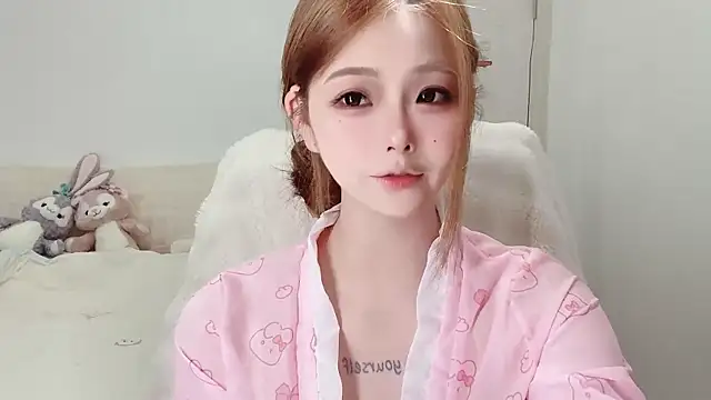 Snapshot of xiaoyugan-99 chatting on 10.05.25 xiaoyugan-99 online show from 10.05.25