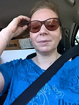 aussiepeaches online show from 04.08.26