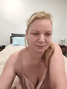 aussiepeaches online show from 05.12.26