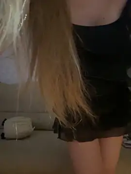 Nikihot   online show from 12.03.25