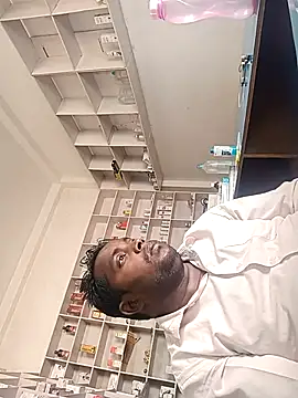 Snapshot of blackdick44 chatting on 11.11.25 blackdick44 online show from 11.11.25