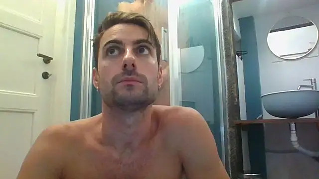 Amicisegreti online show from 10.03.25