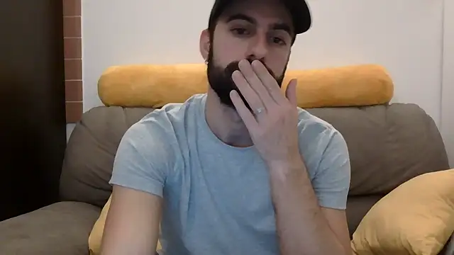 Amicisegreti online show from 11.25.25