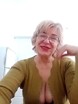 52MiaLove02 online show from 02.11.26