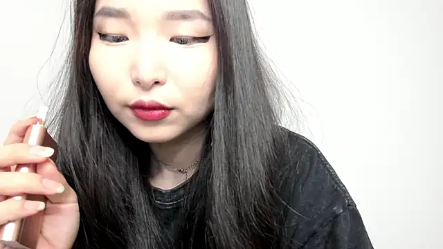 Snapshot of Soyun_Mia chatting on 03.22.26 Soyun Mia online show from 03.22.26