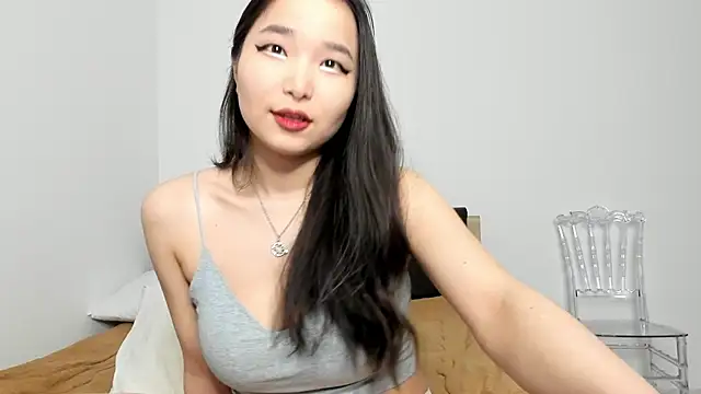 Snapshot of Soyun_Mia chatting on 04.08.26 Soyun Mia online show from 04.08.26