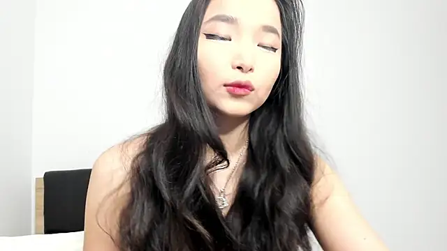 Snapshot of Soyun_Mia chatting on 05.04.26 Soyun Mia online show from 05.04.26