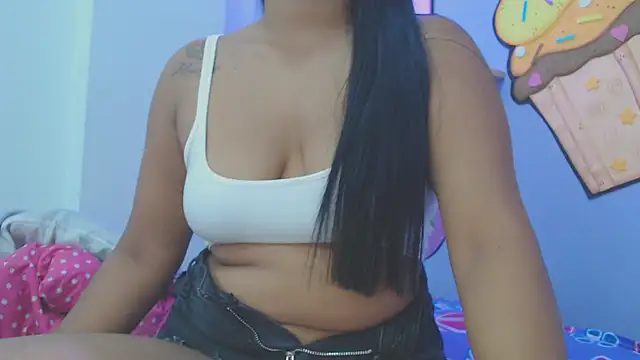 Snapshot of ashlyanaldeep18 chatting on 09.29.25 ashlyanaldeep18 online show from 09.29.25