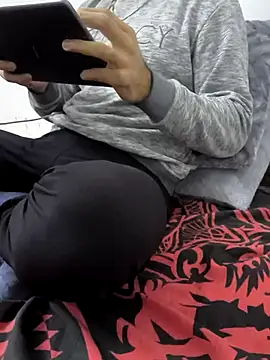 Snapshot of yazinyazin1 chatting on 11.08.25 yazinyazin1 online show from 11.08.25