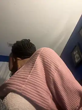 Idonotcherishu online show from 11.04.25