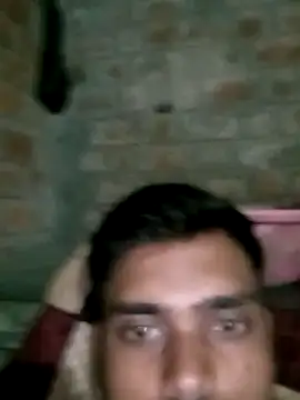 Snapshot of AbhiSense chatting on 10.05.25 AbhiSense online show from 10.05.25