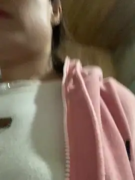 tuyetnhi-00 online show from 10.20.25