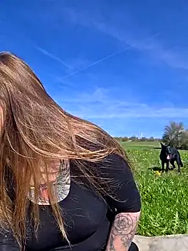 Luna Lynn online show from 04.11.26