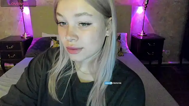 Diana Dream online show from 11.13.25