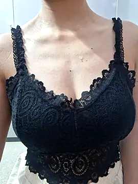 Mlemmz online show from 04.17.26