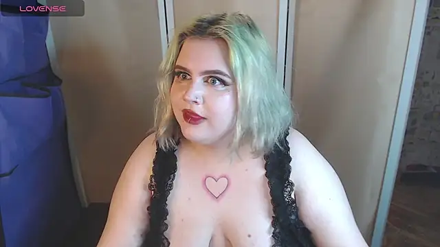 Alice Bunny666 online show from 10.11.25
