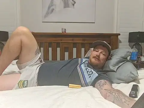 Snapshot of brokecountrylads chatting on 02.01.26 brokecountrylads online show from 02.01.26