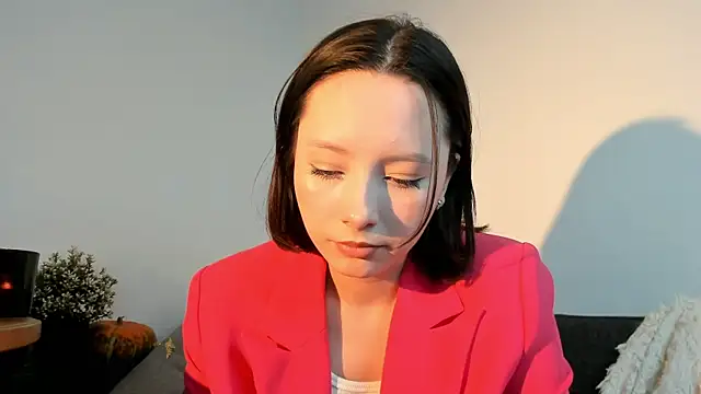 TondaEsperon online show from 10.11.25