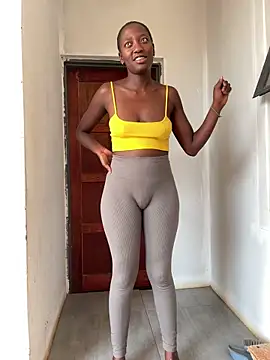 Snapshot of Melanin2002 chatting on 04.02.26 Melanin2002 online show from 04.02.26